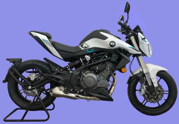 benelli-tnt-300-with-style-power-and-features-at-₹-3-40-lakh