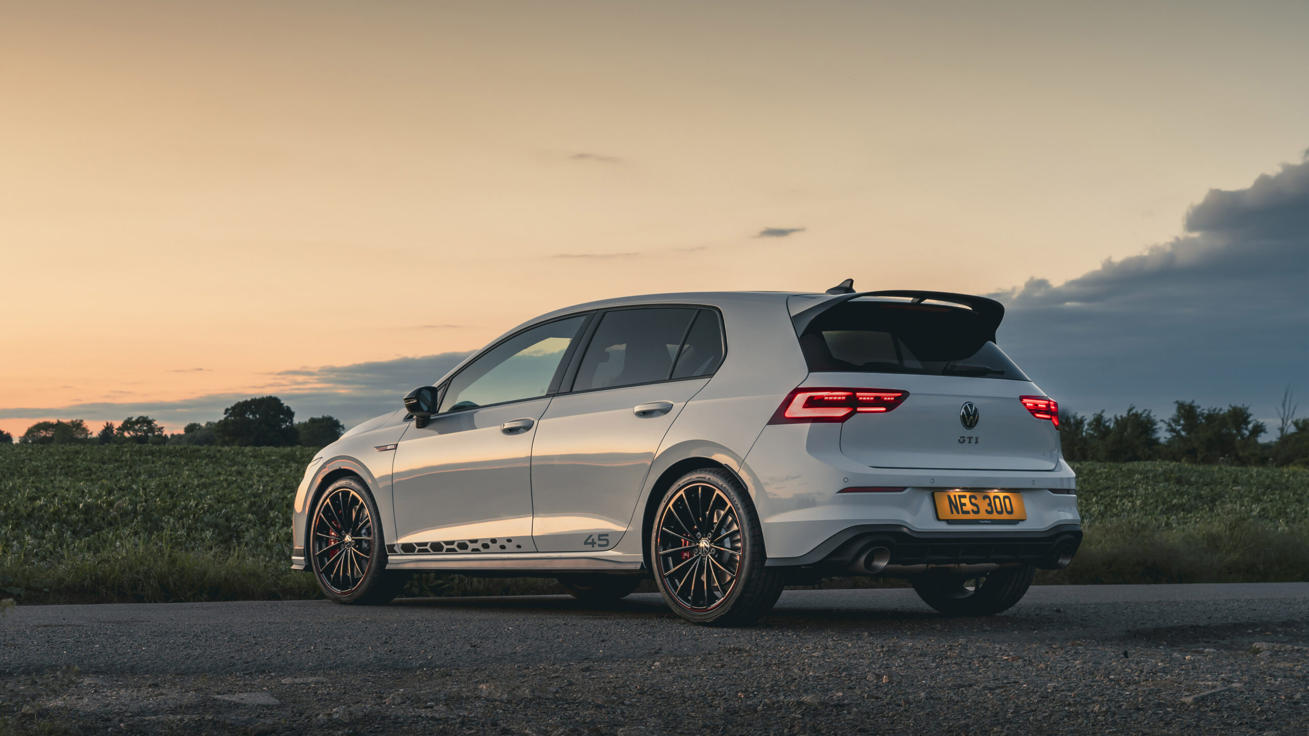 volkswagen-golf-gti-review