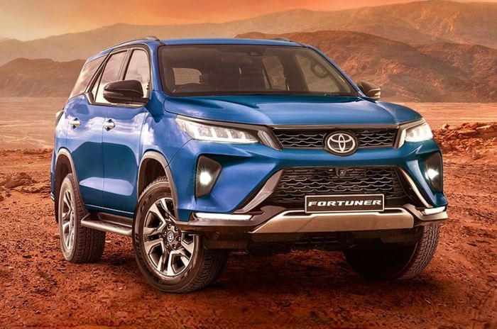 toyota fortuner legender 1